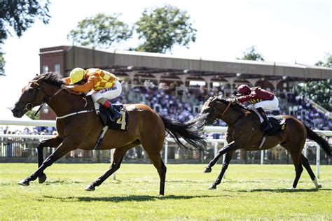horse racing newmarket today.